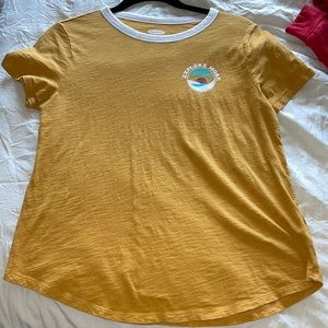 Old Navy T-shirt